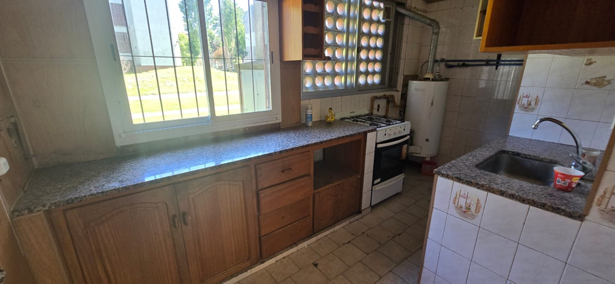 DEPARTAMENTO 3 AMB APTO CREDITO! CON ESPACIO DE ESTACIONAMIENTO