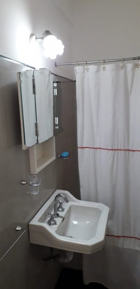 HERMOSO Y AMPLIO DEPTO 2 AMB SOBRE AV. COLON AL 1500!