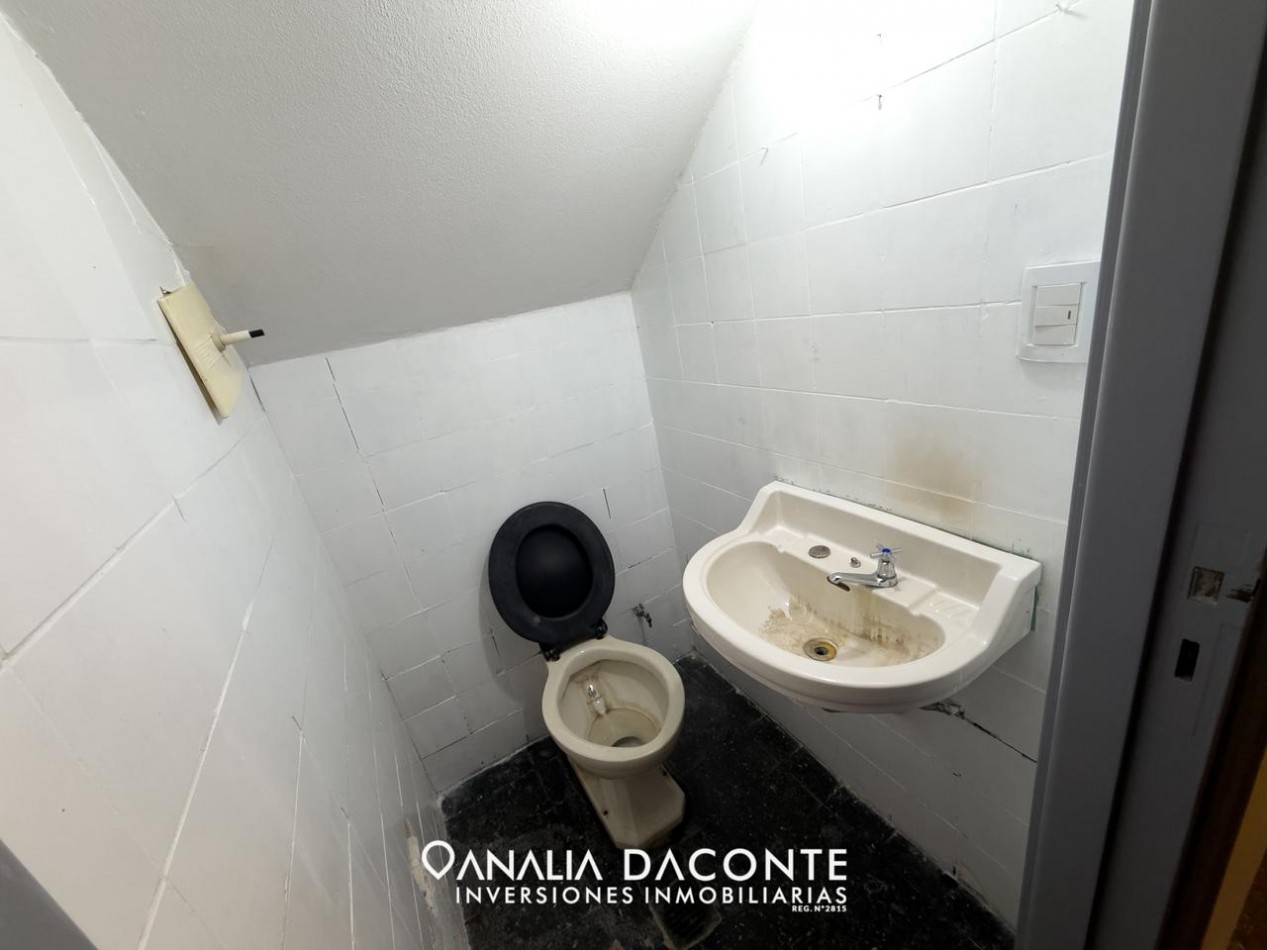 DEPTO 4 AMB, EN ALQUILER VIVIENDA O APTO PROFESIONAL! ZONA ALDREY!