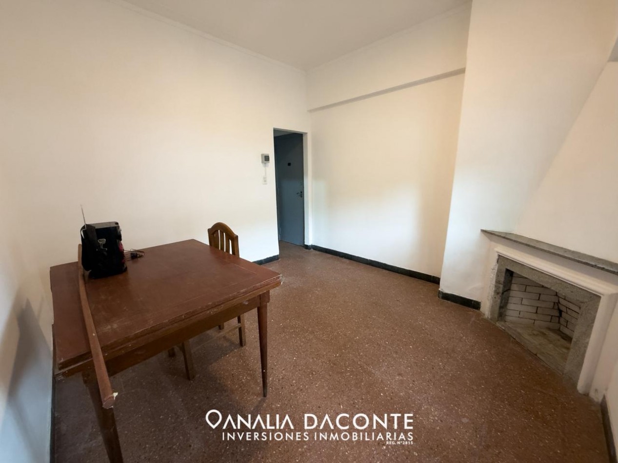 DEPTO 4 AMB, EN ALQUILER VIVIENDA O APTO PROFESIONAL! ZONA ALDREY!