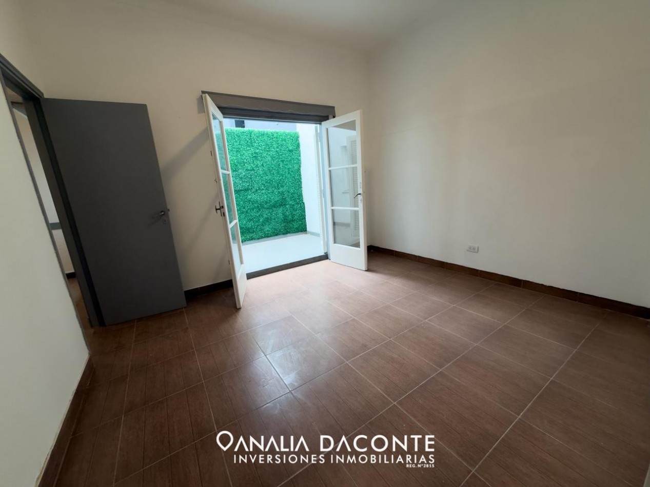 DEPTO 4 AMB, EN ALQUILER VIVIENDA O APTO PROFESIONAL! ZONA ALDREY!