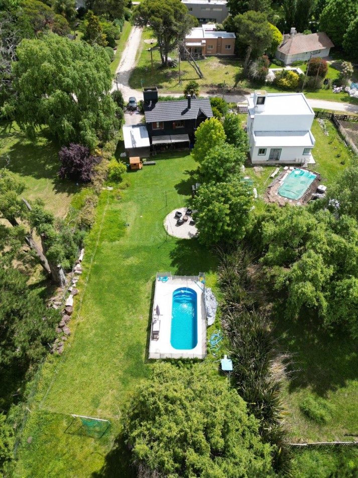 IMPECABLE CHALET 4 AMB CON GRAN PARQUE Y PISCINA!! LA ARMONIA