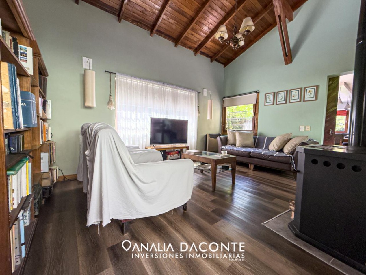 CHALET 4 AMB ESTILO RUSTIC CHIC! CON AMPLIO PARQUE! APTO CREDITO!