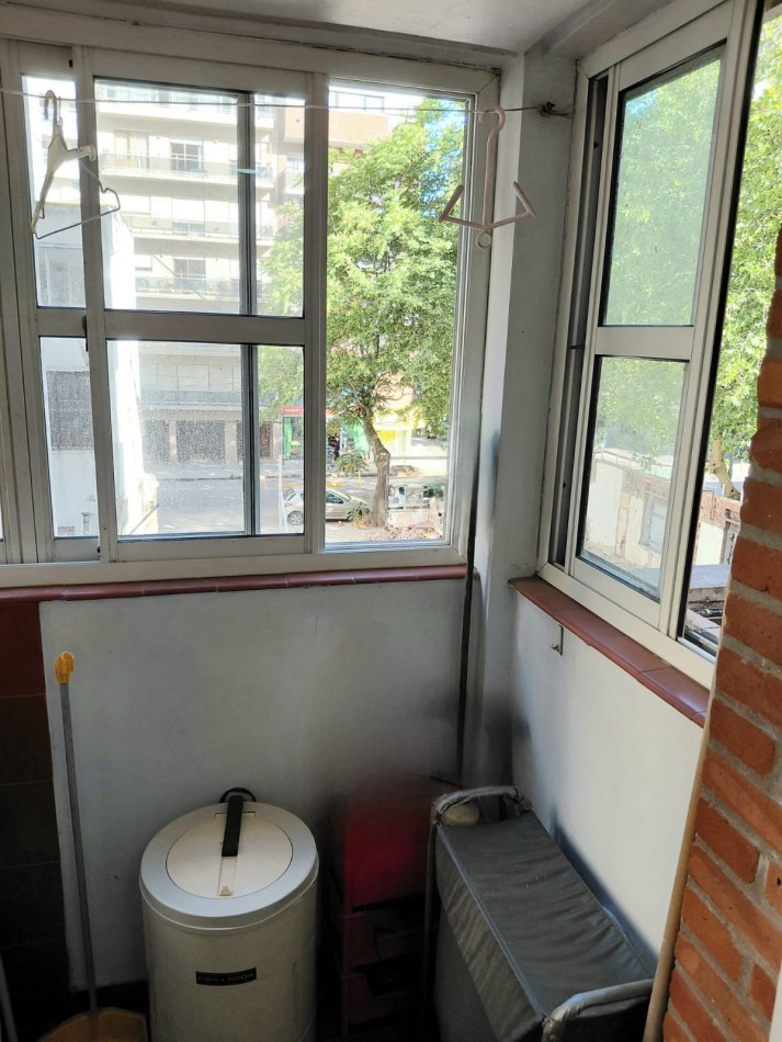 RESERVADO!!!LA PERLA Precioso Dpto. 2 Amb. CON BALCON EN L 