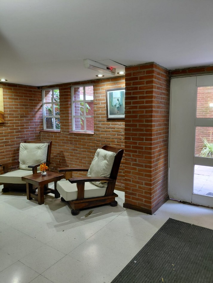 RESERVADO!!!LA PERLA Precioso Dpto. 2 Amb. CON BALCON EN L 