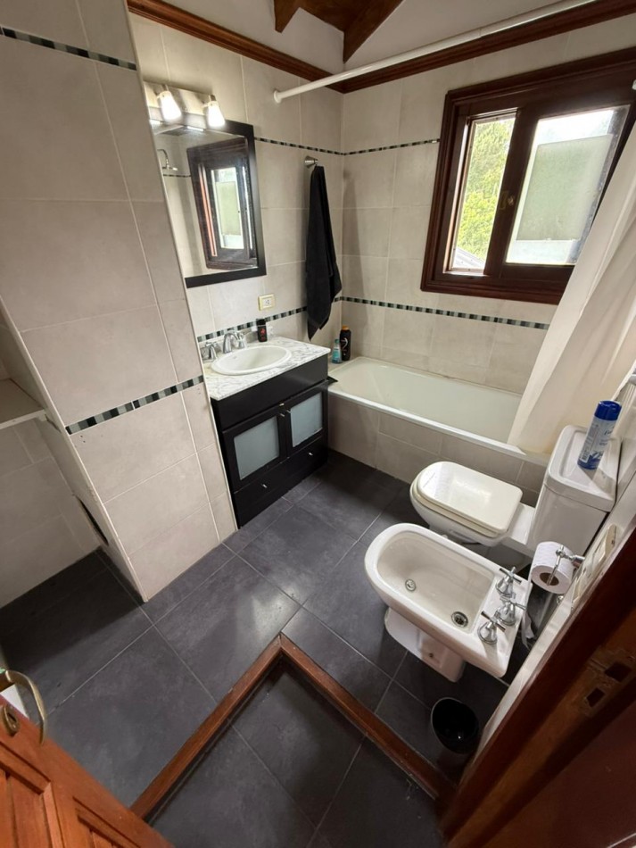 INCREIBLE CHALET 4 AMB CON PISCINA Y QUINCHO EN SIERRA DE LOS PADRES