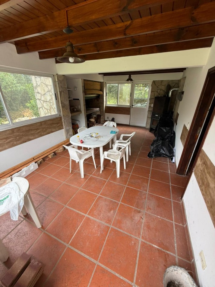 INCREIBLE CHALET 4 AMB CON PISCINA Y QUINCHO EN SIERRA DE LOS PADRES