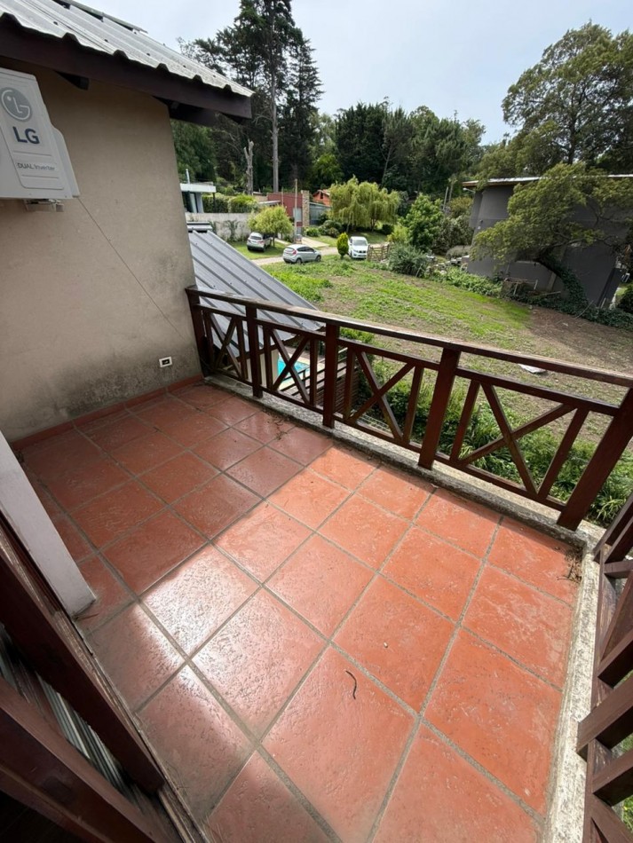 INCREIBLE CHALET 4 AMB CON PISCINA Y QUINCHO EN SIERRA DE LOS PADRES