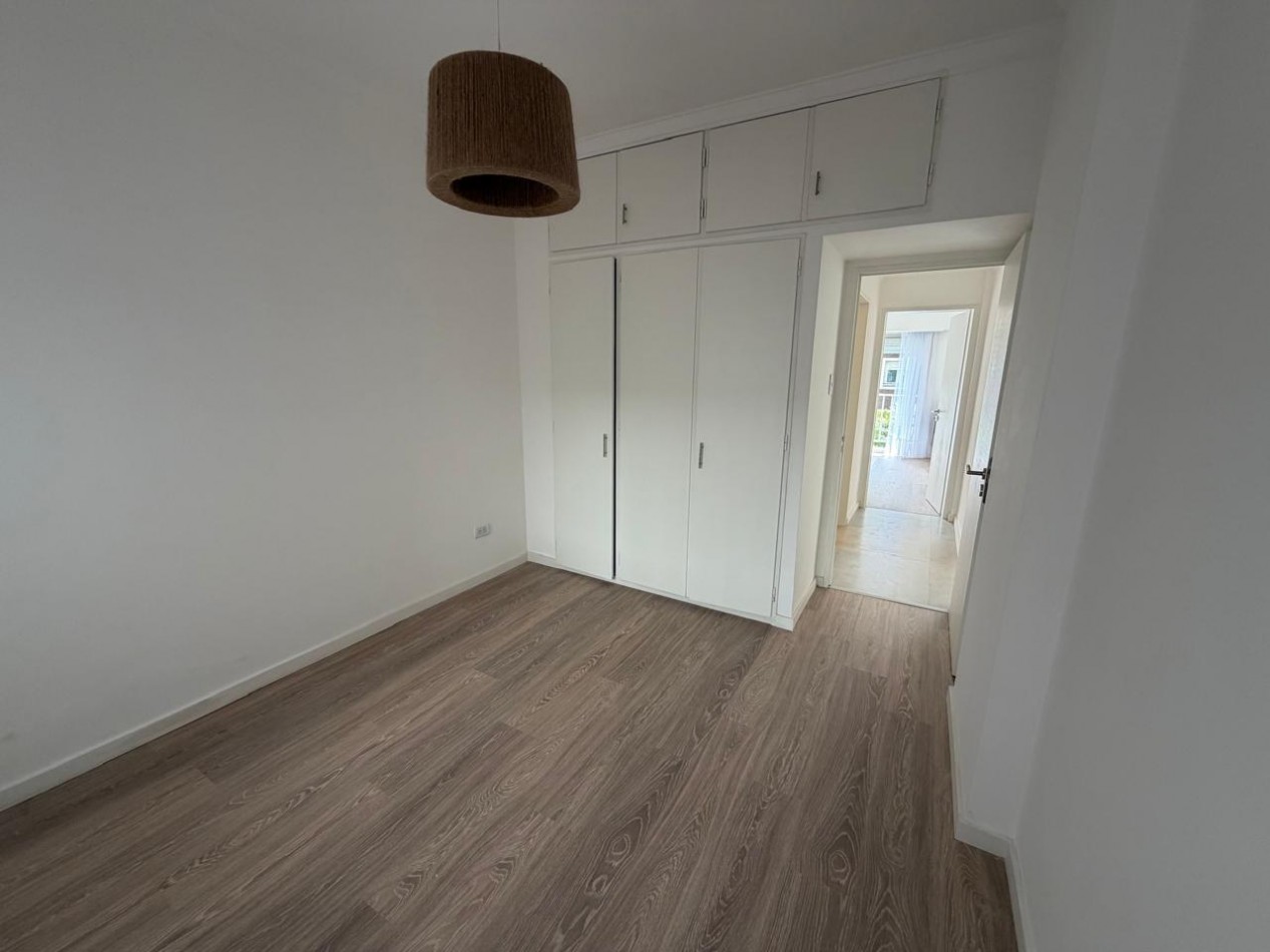 HERMOSO DEPTO 3 AMB CON DEPENDENCIA, RECICLADO A LA CALLE! 