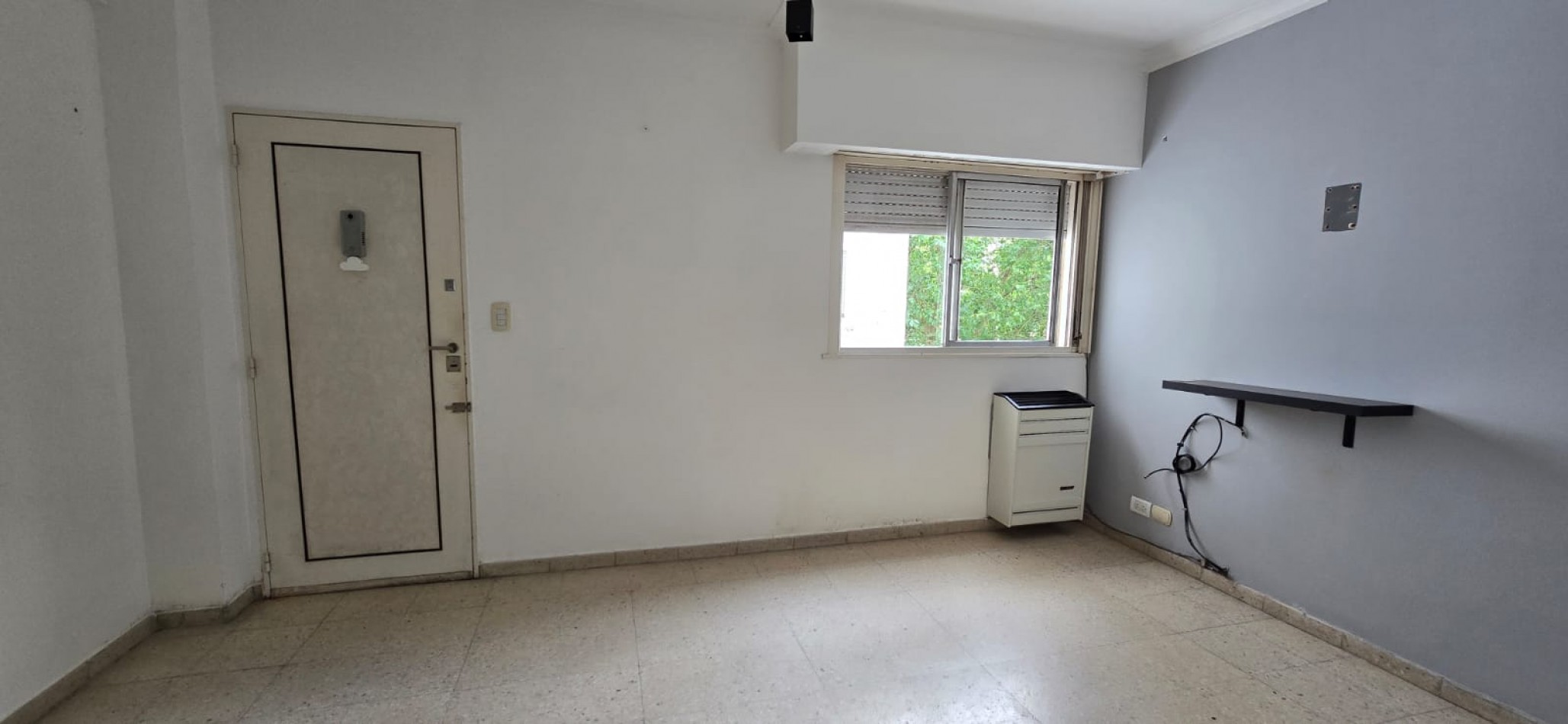 ALQUILER! DEPTO 2 AMB LATERAL. ZONA ALDREY