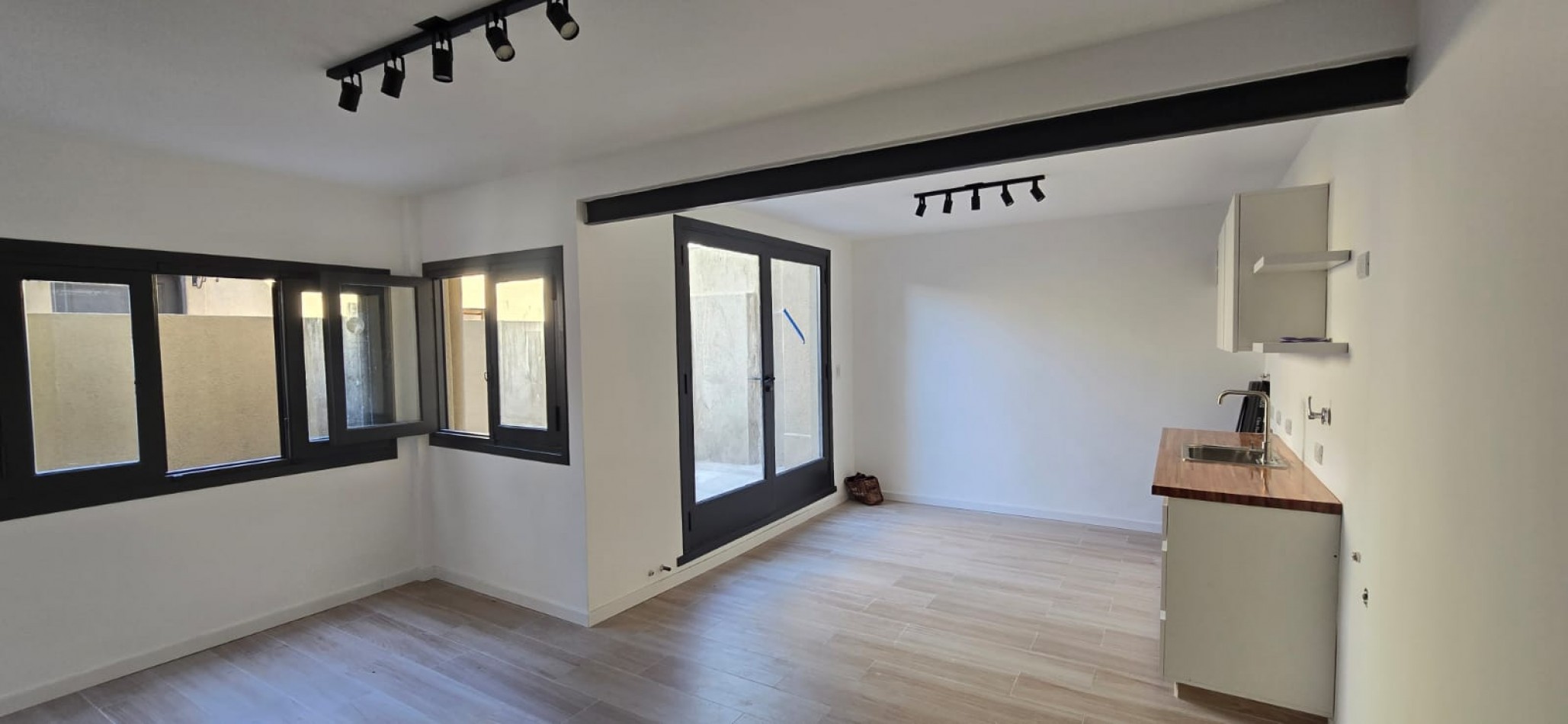 CHALET 3 AMB EN PH CON TERRAZA Y PATIO PRIVADO! NUEVA POMPEYA