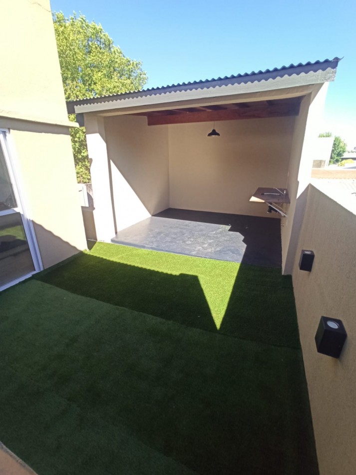 CHALET 3 AMB EN PH CON TERRAZA Y PATIO PRIVADO! NUEVA POMPEYA