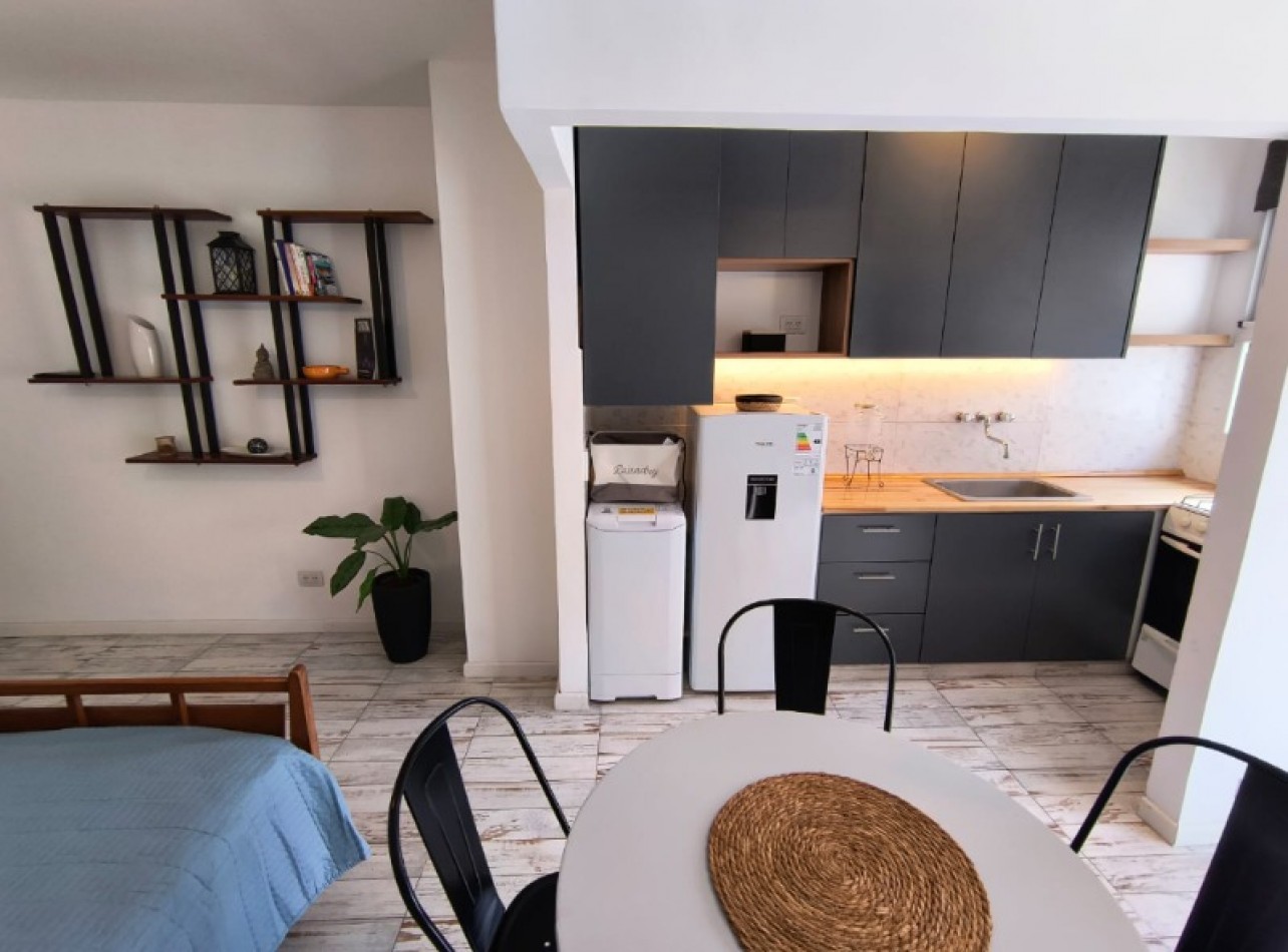 AMPLIO DEPTO 1 AMB CON BALCON! ZONA ALDREY!