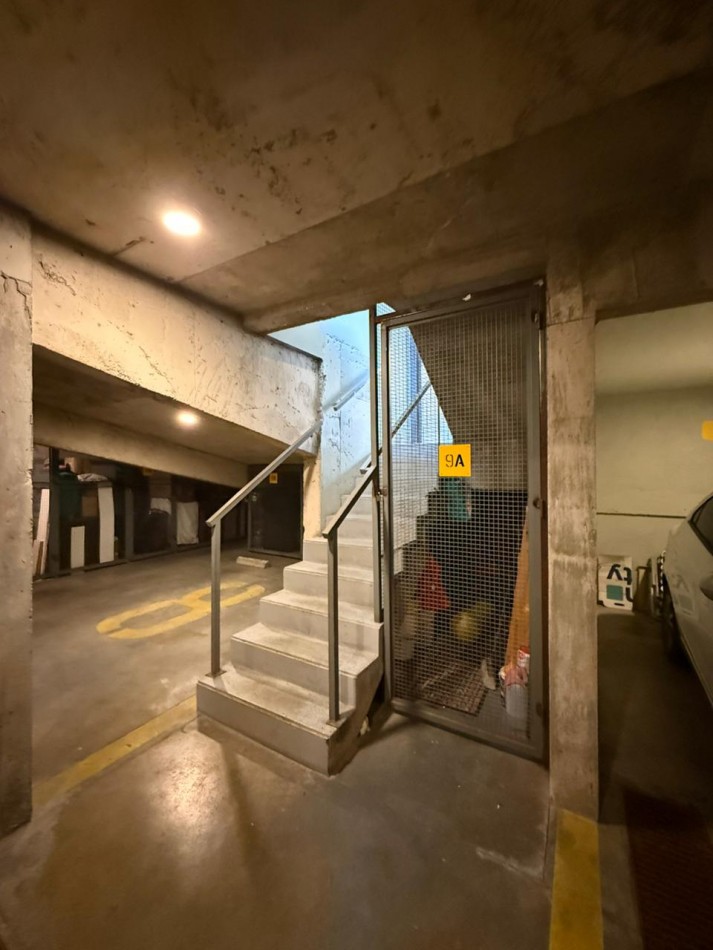 RESERVADO!!!!EXCLUSIVO SEMIPISO 3 AMB EN CHAUVIN! CON COCHERA Y BAULERA!