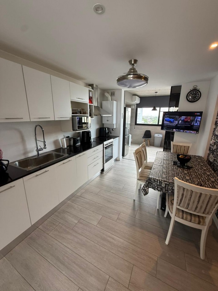 RESERVADO!!!!EXCLUSIVO SEMIPISO 3 AMB EN CHAUVIN! CON COCHERA Y BAULERA!