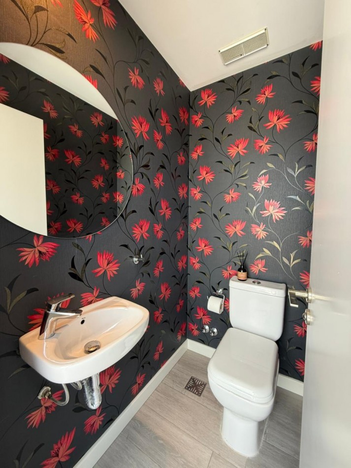 RESERVADO!!!!EXCLUSIVO SEMIPISO 3 AMB EN CHAUVIN! CON COCHERA Y BAULERA!