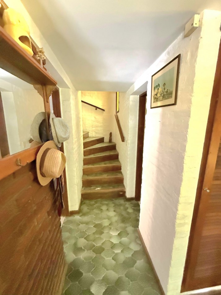 CHALET 4 AMB A RECICLAR CON QUINCHO Y GRAN PARQUE! EL GROSELLAR