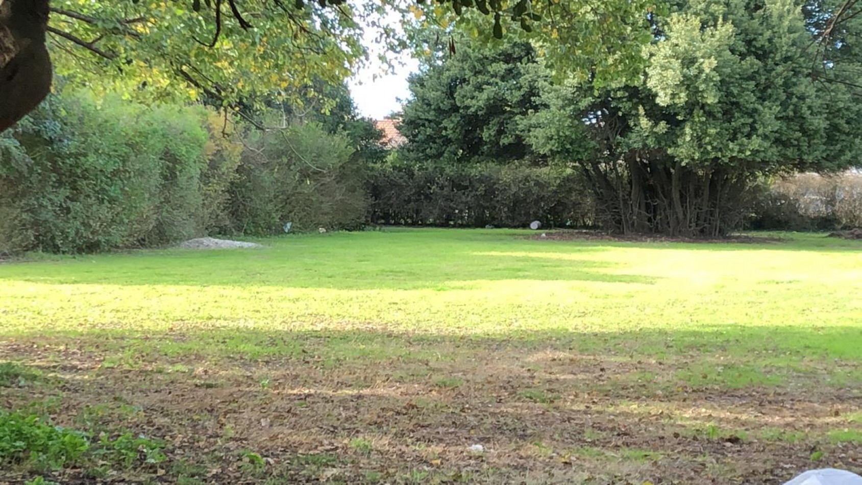 MANZANA COMPLETA CON LOCAL Y VIVIENDA!