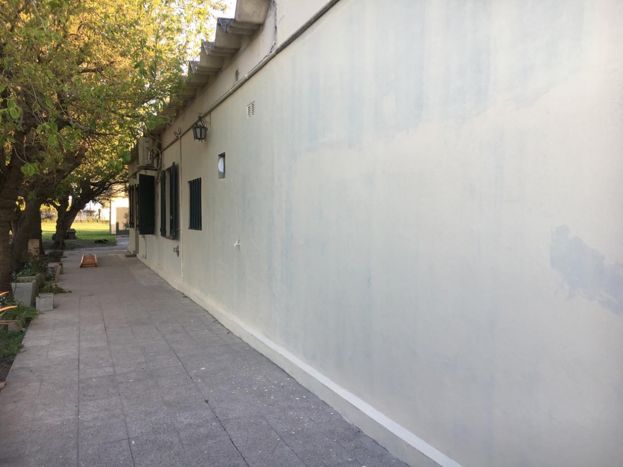 MANZANA COMPLETA CON LOCAL Y VIVIENDA!