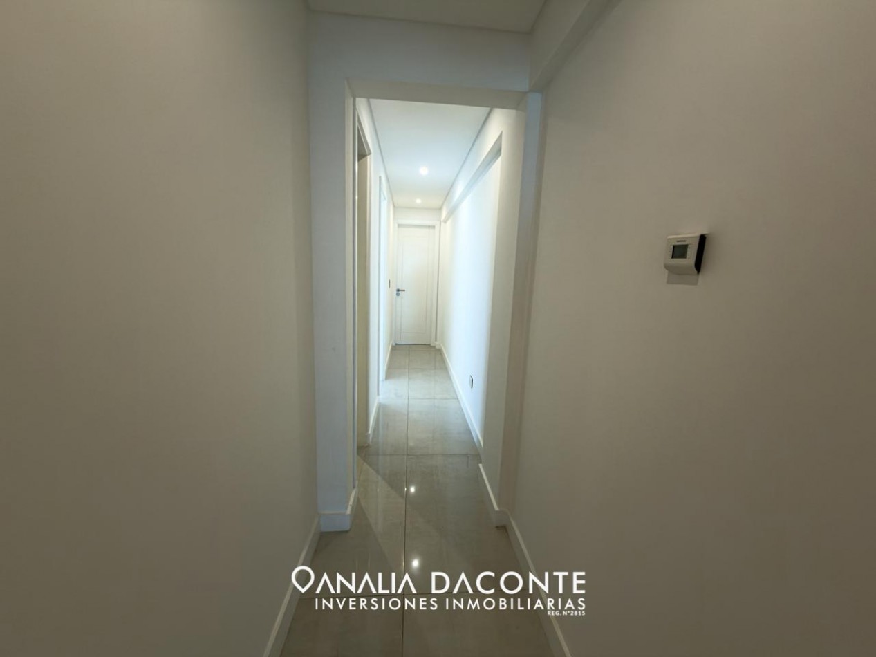 SEMIPISO CATEGORIA 3 AMB VISTA PLENA AL MAR! COCHERA GYM Y PISCINA