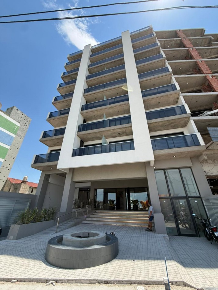 SEMIPISO CATEGORIA 3 AMB VISTA PLENA AL MAR! COCHERA GYM Y PISCINA