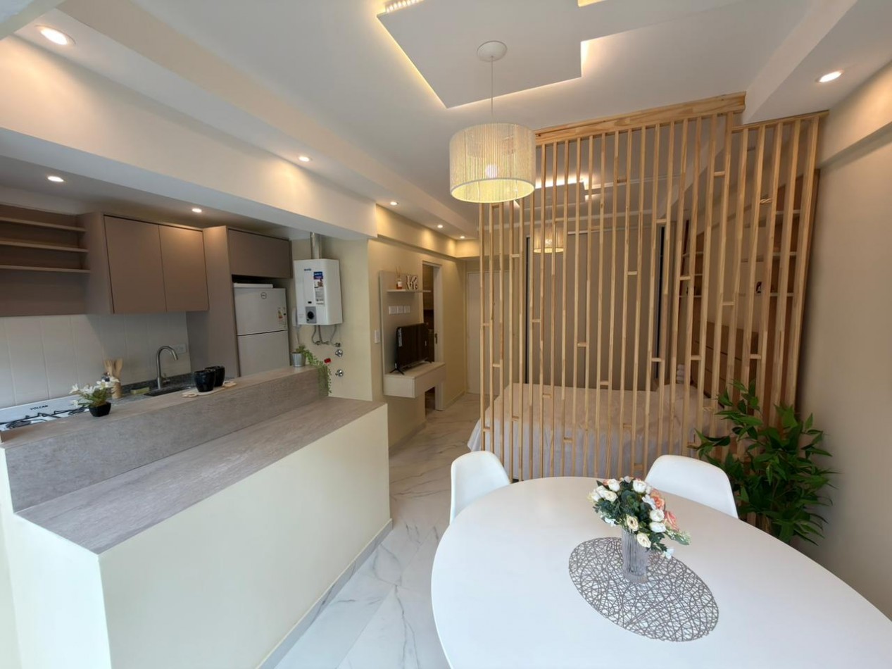 1 AMB RECICLADO A LA CALLE Y CON BALCON! ZONA ALDREY