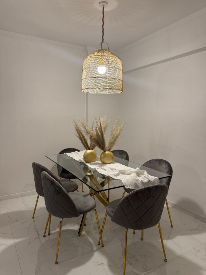 HERMOSO DEPTO 4 AMB CON COCHERA RECICLADO! ZONA PLAZA MITRE