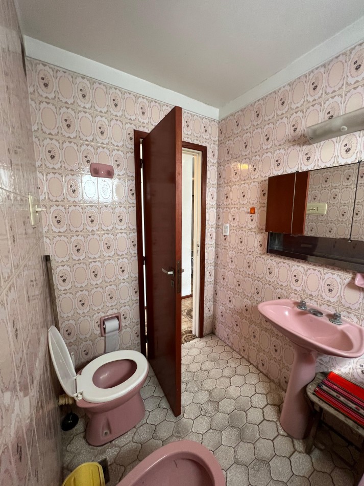 LUMINOSO DEPTO 2 AMB CON BALCON SALIENTE. APTO CREDITO