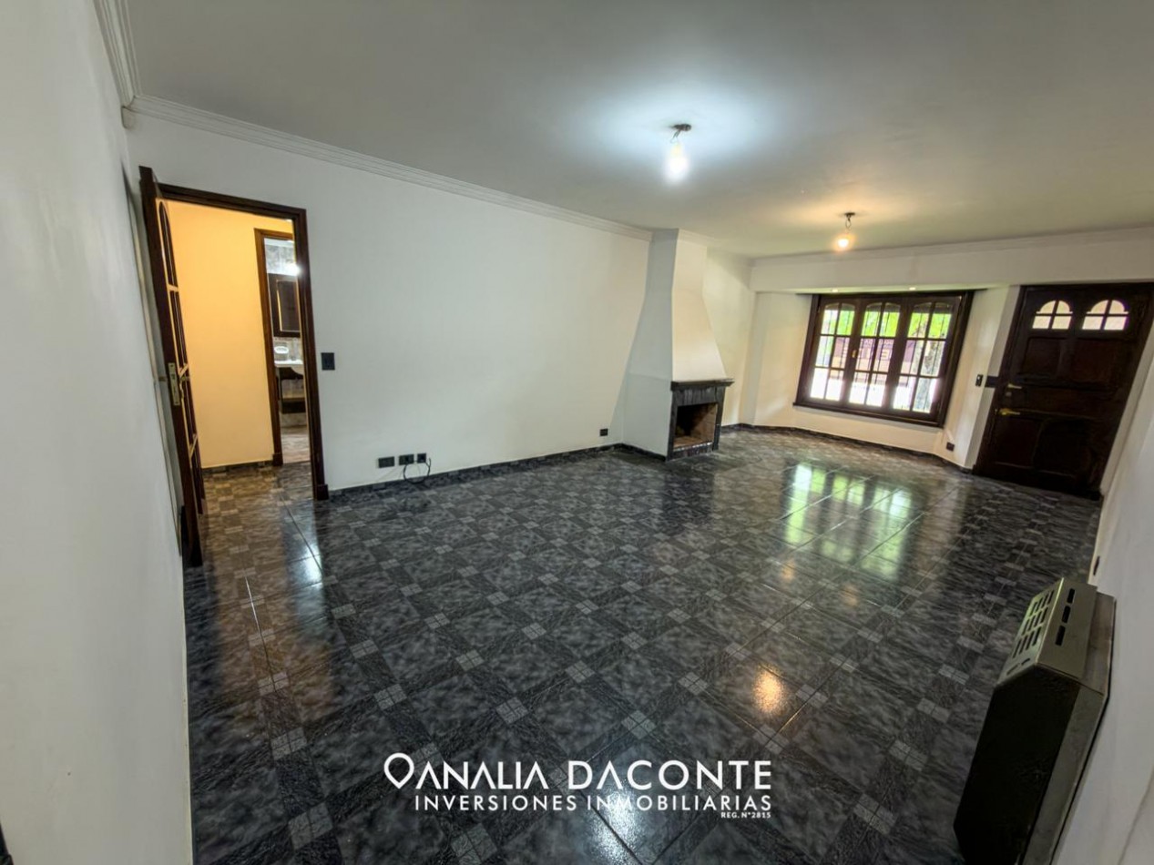 Chalet 4 amb con jardin y garage en San Jeronimo