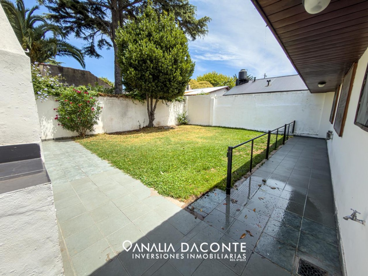 Chalet 4 amb con jardin y garage en San Jeronimo