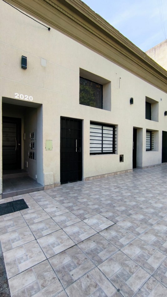 COMPLEJO DE PHS A ESTRENAR, CON BALCON TERRAZA! DORREGO AL 2200