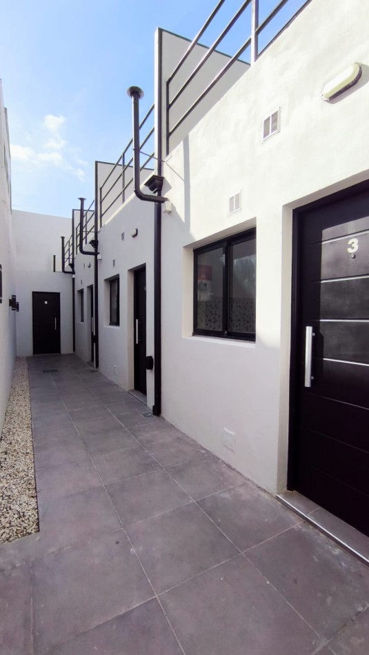 COMPLEJO DE PHS A ESTRENAR, CON BALCON TERRAZA! DORREGO AL 2200