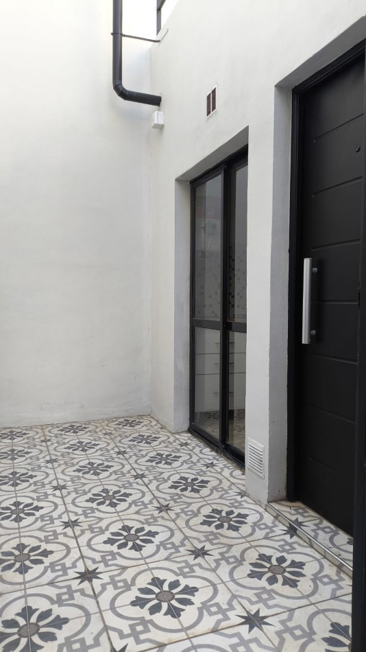 COMPLEJO DE PHS A ESTRENAR, CON BALCON TERRAZA! DORREGO AL 2200