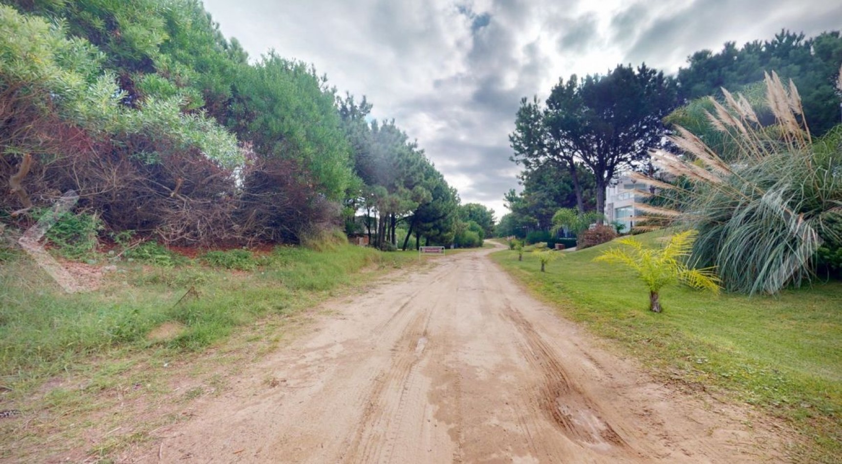 LOTE 1152 M2 EN COSTA ESMERALDA A 200 m DEL MAR!