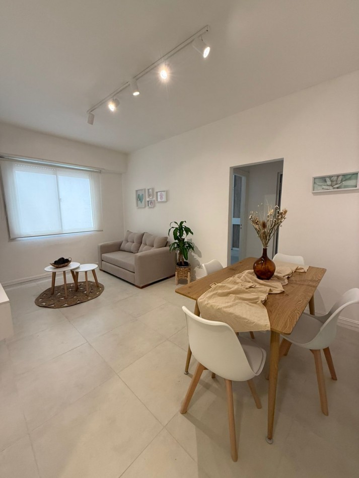 HERMOSO DEPTO 2 AMB RECICLADO Y AMOBLADO!