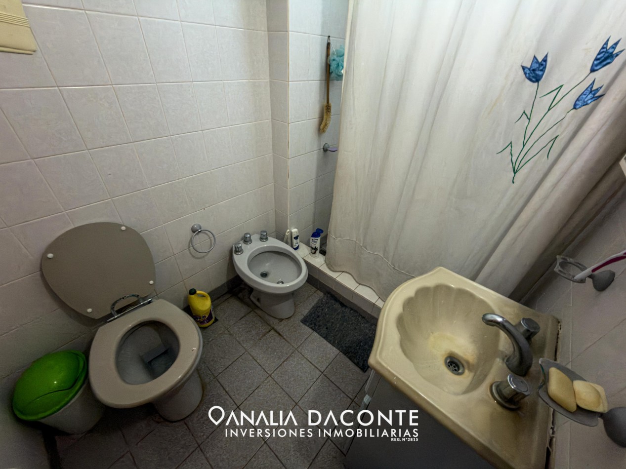 CHALET 4 AMB A RECICLAR! EN LO MEJOR DE CONSTITUCION