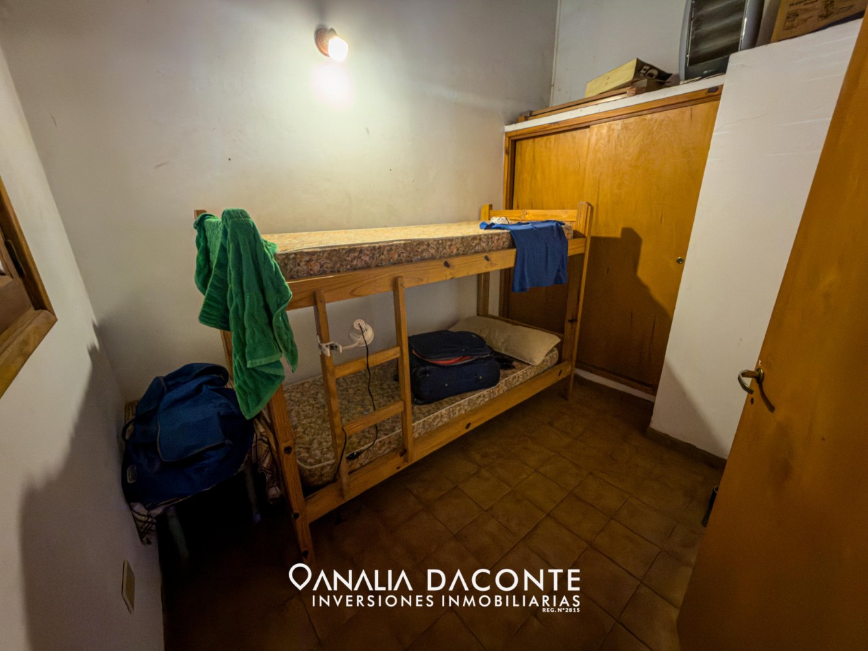 CHALET 4 AMB A RECICLAR! EN LO MEJOR DE CONSTITUCION