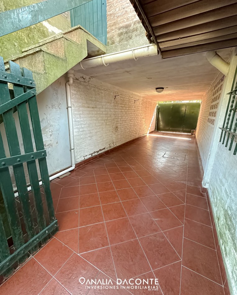 Chalet 3 amb con depto 2 amb en San Jeronimo