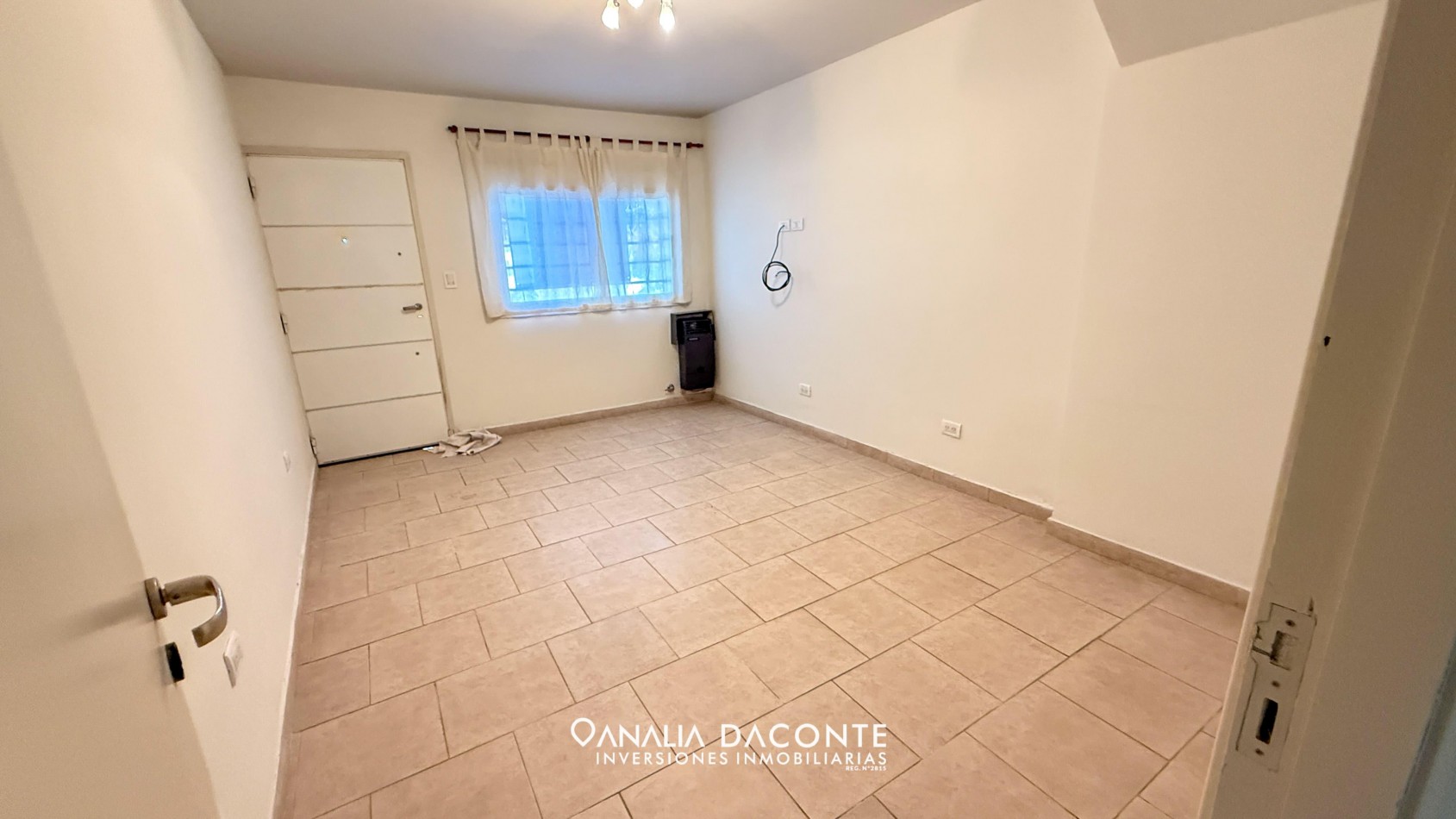 Alquilado!! PH 2 amb con garage y patio. Sin expensas