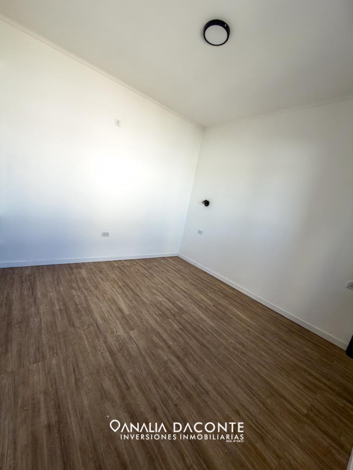 Chalet en ph 3 amb a estrenar con garage y patio. 