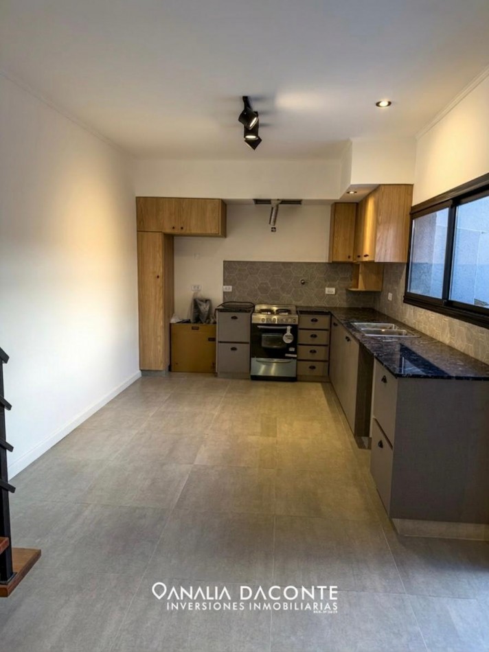 Chalet en ph 3 amb a estrenar con garage y patio. 