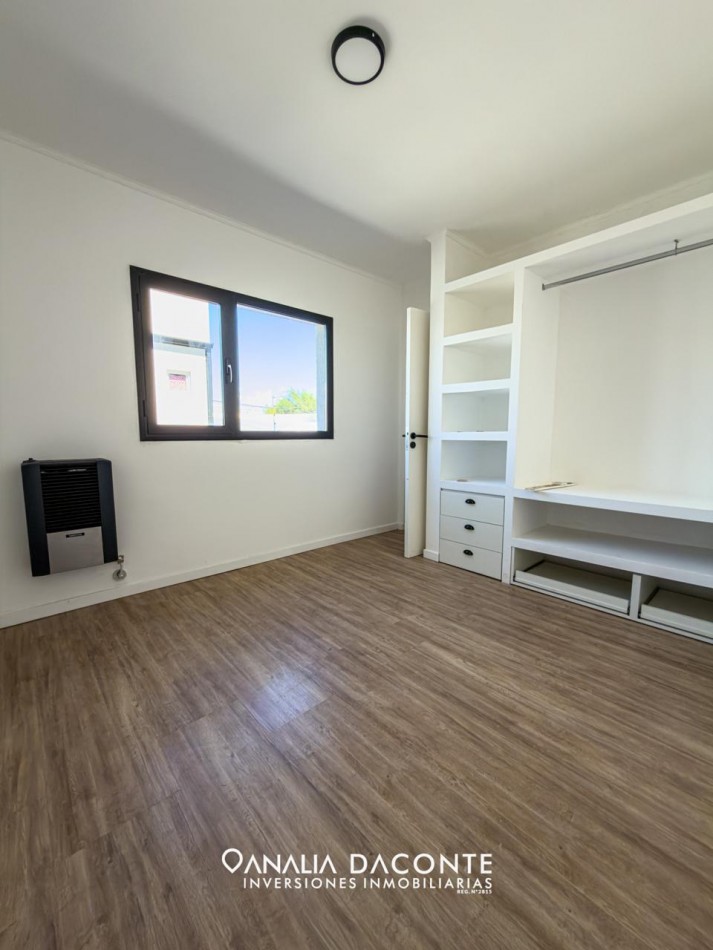 Chalet en ph 3 amb a estrenar con garage y patio. 