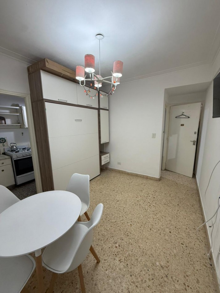 Reservado! Ambiente lateral. Plaza Colon!