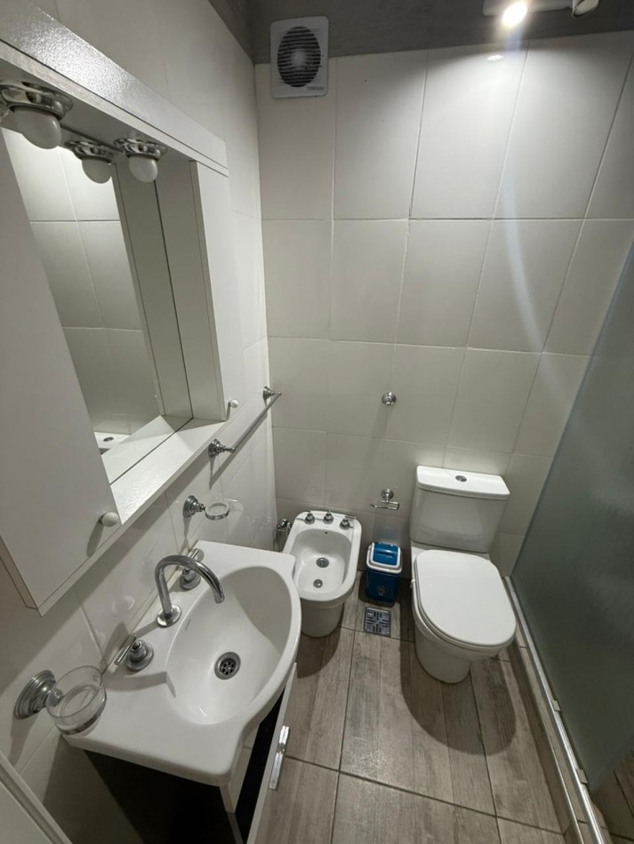 Reservado! Ambiente lateral. Plaza Colon!