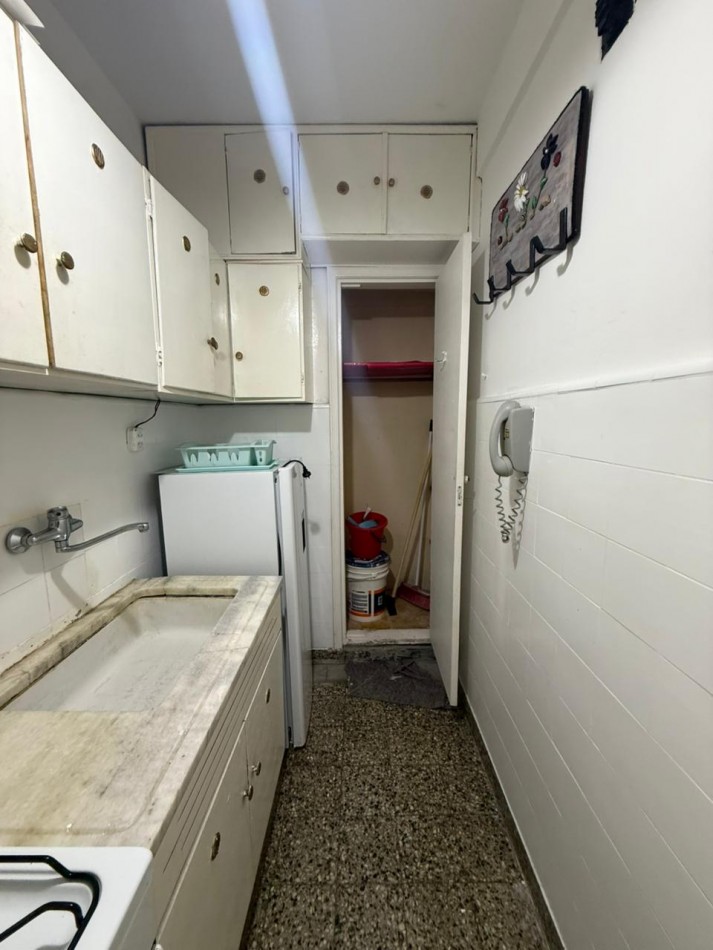 Reservado! Ambiente lateral. Plaza Colon!