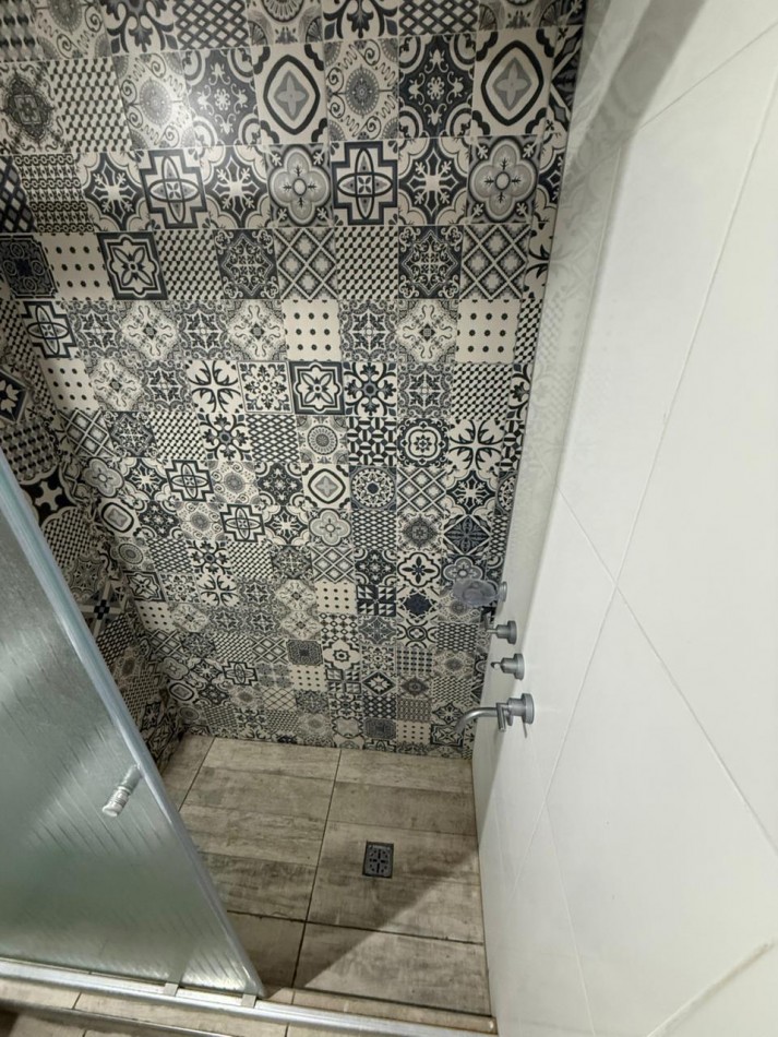 Reservado! Ambiente lateral. Plaza Colon!