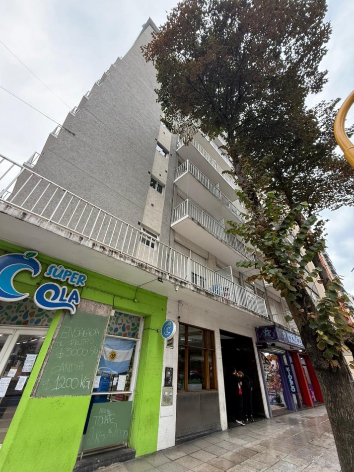 Reservado! Ambiente lateral. Plaza Colon!