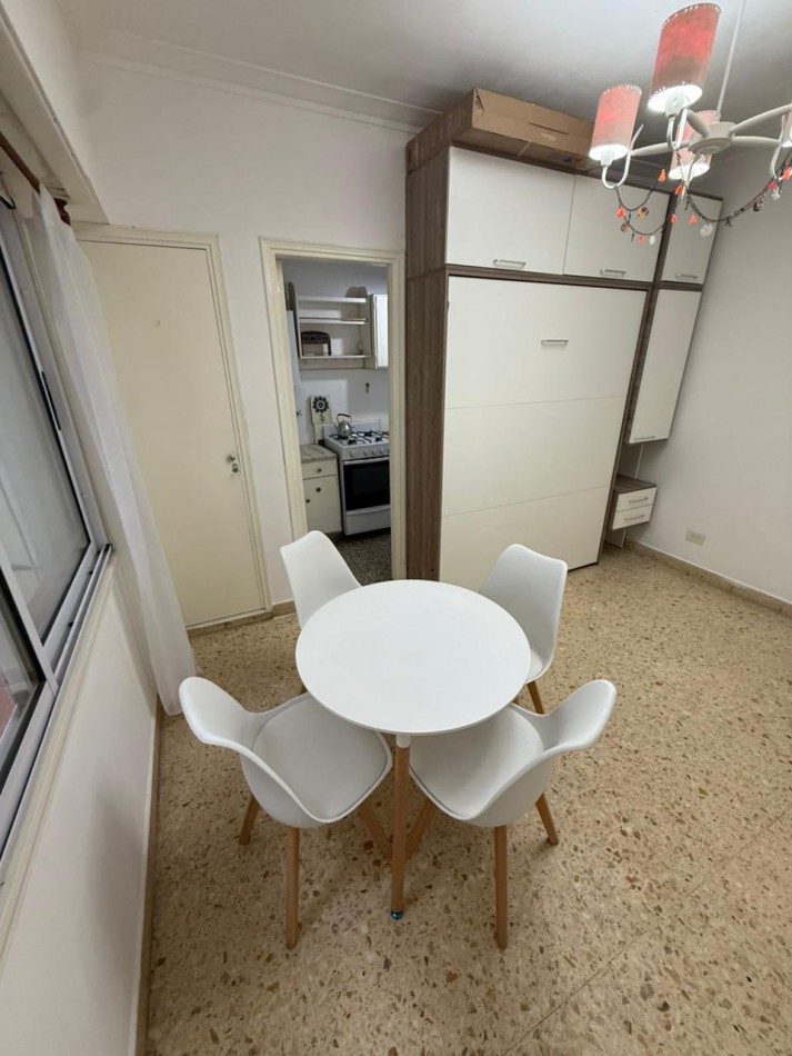 Reservado! Ambiente lateral. Plaza Colon!