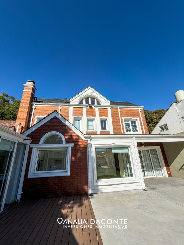 Chalet 5 amb de categoria 