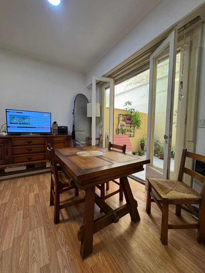 Depto 3 amb con 2 patios